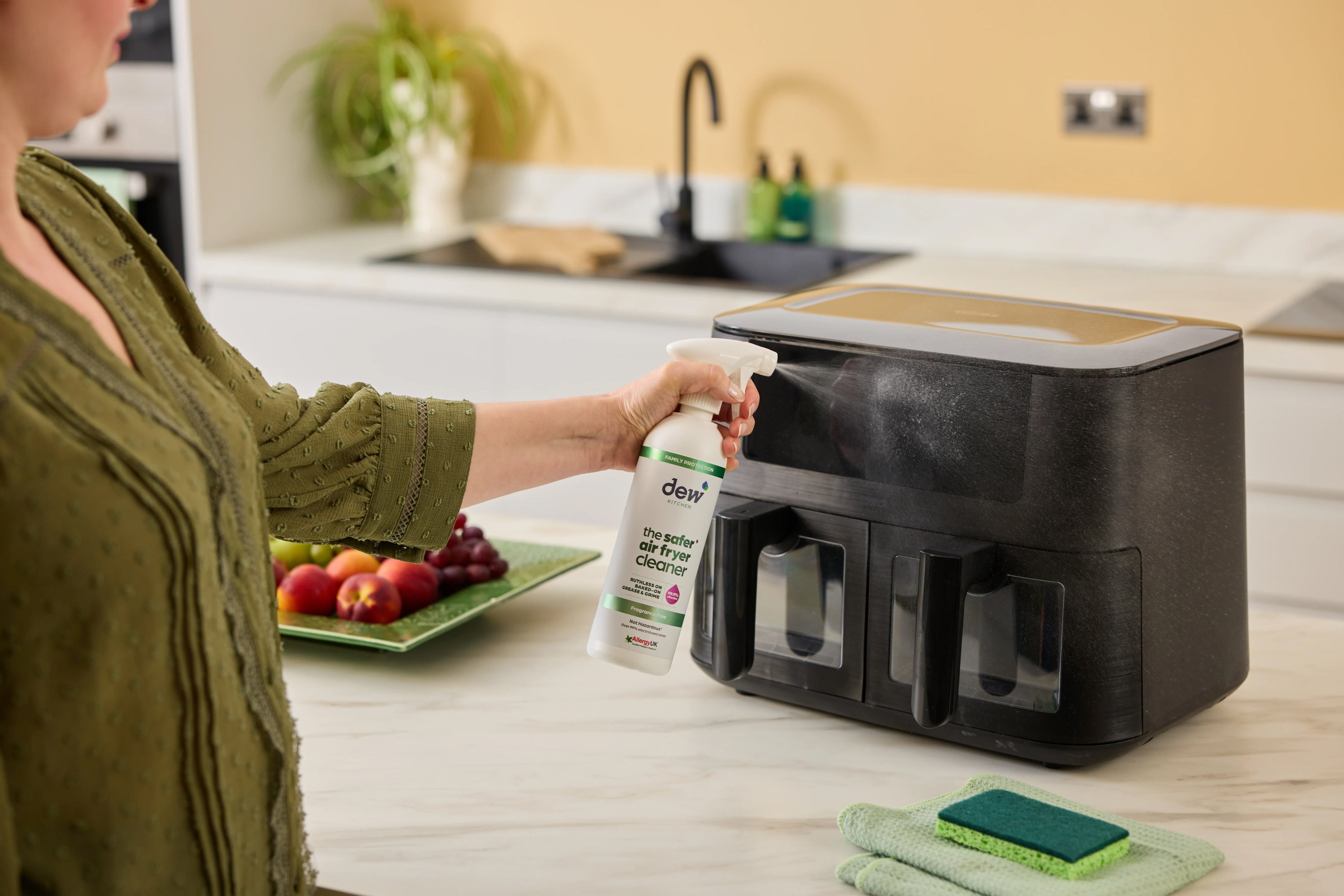 Dew Kitchen Safer Air Fryer Cleaner