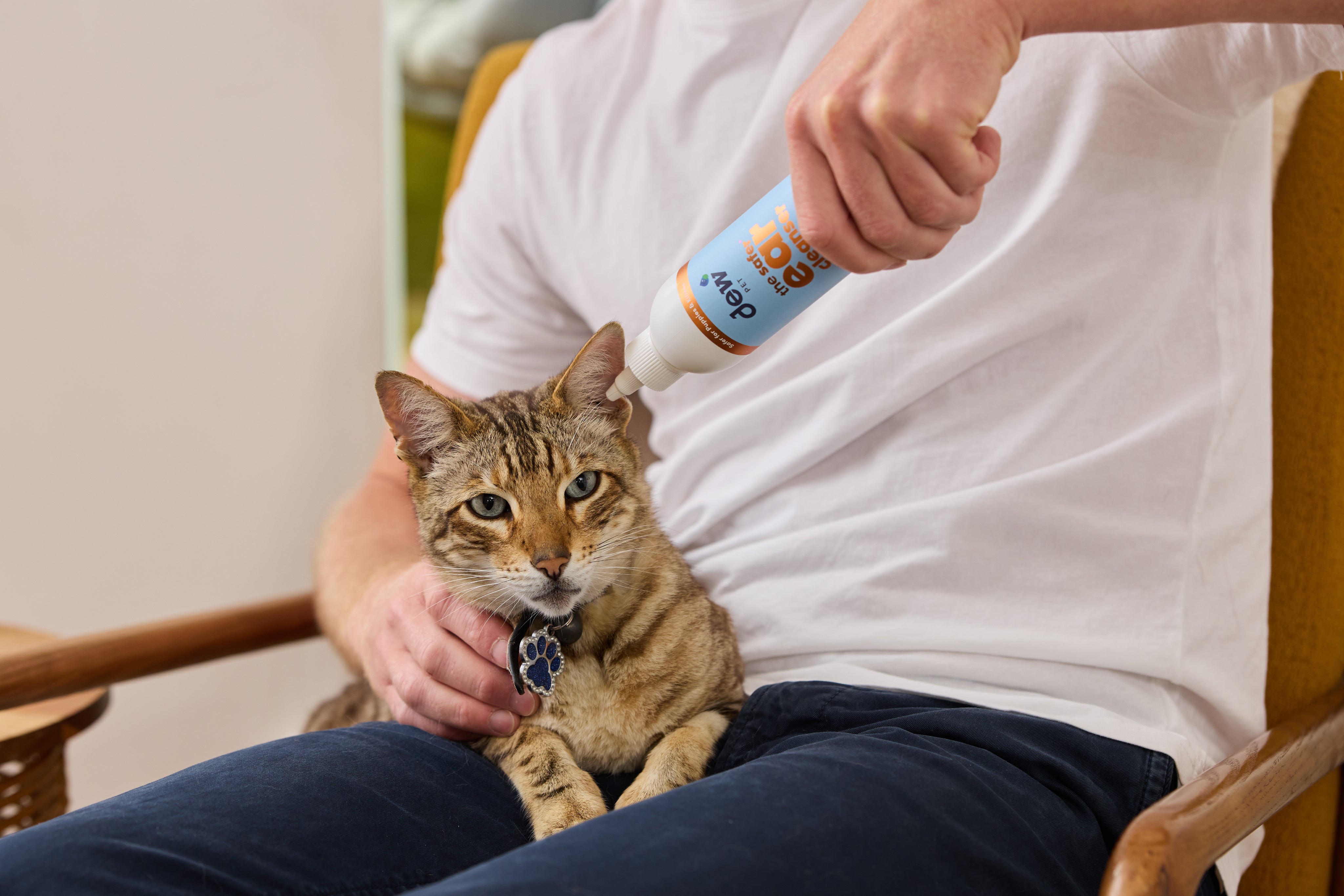 Dew Safer Pet Ear Cleanser